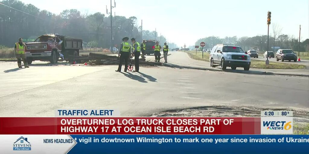 Logs dumped onto Hwy 17 after collision near Ocean Isle Beach Road