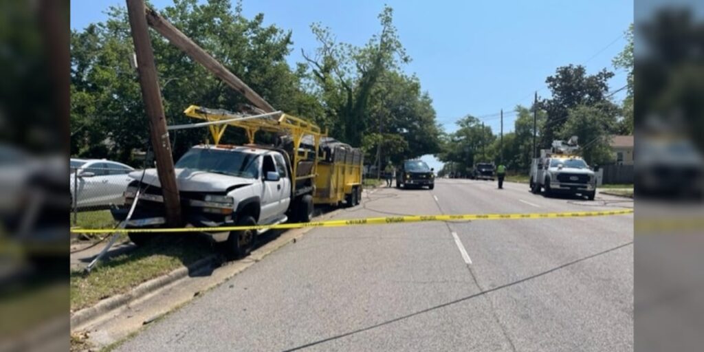Intersection of Wooster and 5th streets reopened following collision with utility pole