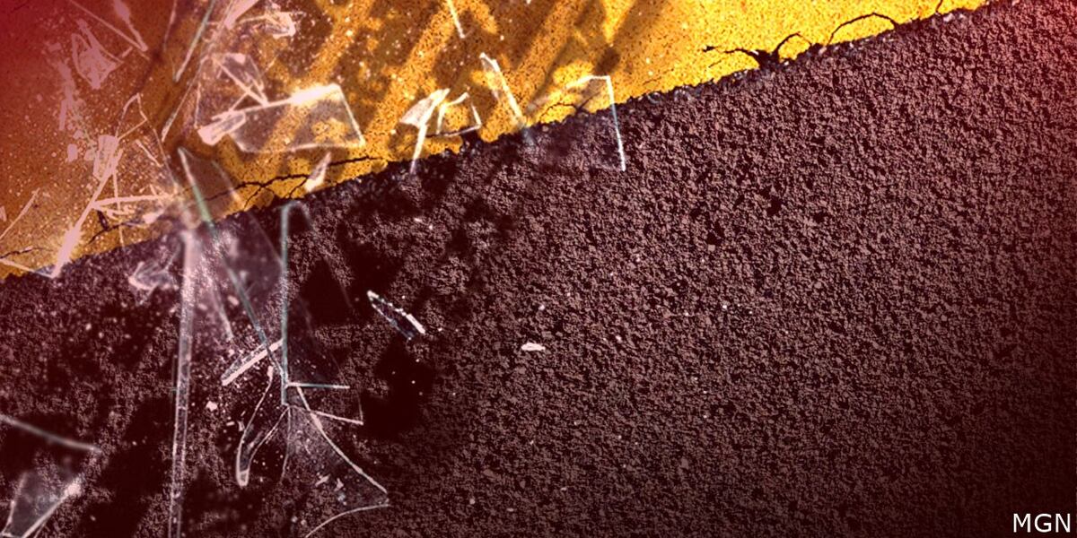 Driver dies after head-on collision with 18-wheeler in Bladen County