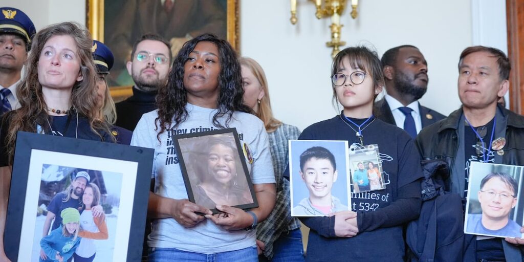 House rejects bill requiring aircraft locator systems to prevent midair collisions like last year’s